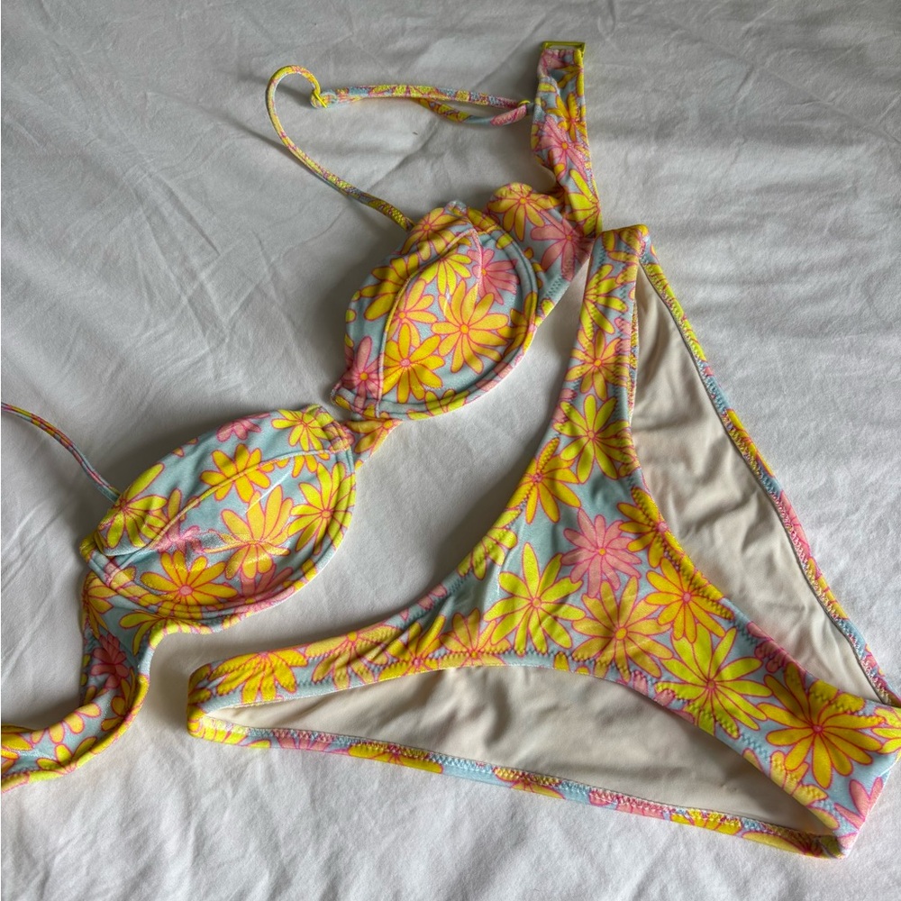 Triangl Floral Bikini Set